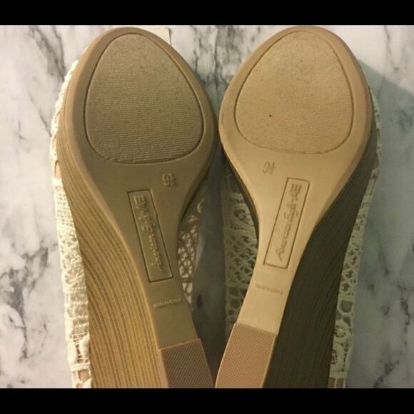 🌸American Eagle Beautiful lace wedge Sandal -10 - Picture 6 of 7